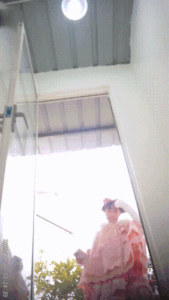 街边女公厕真实偷拍多位女性大小便，特写后位双洞同步露脸，鲍鱼菊花近在咫尺，视觉盛宴[454M/MP4/26:43